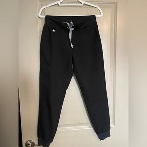 FIGS Black Zamora Joggers Petitie